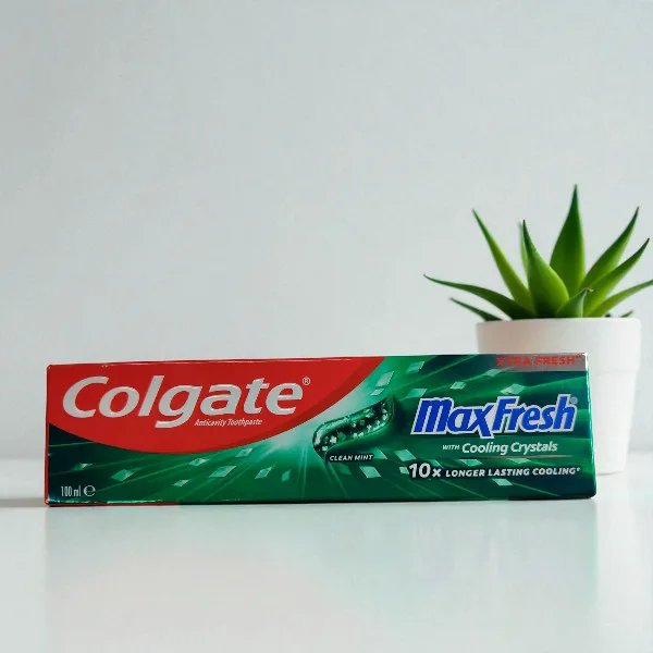 Colgate Max Fresh Clean Mint Fogkrém – 100 ml